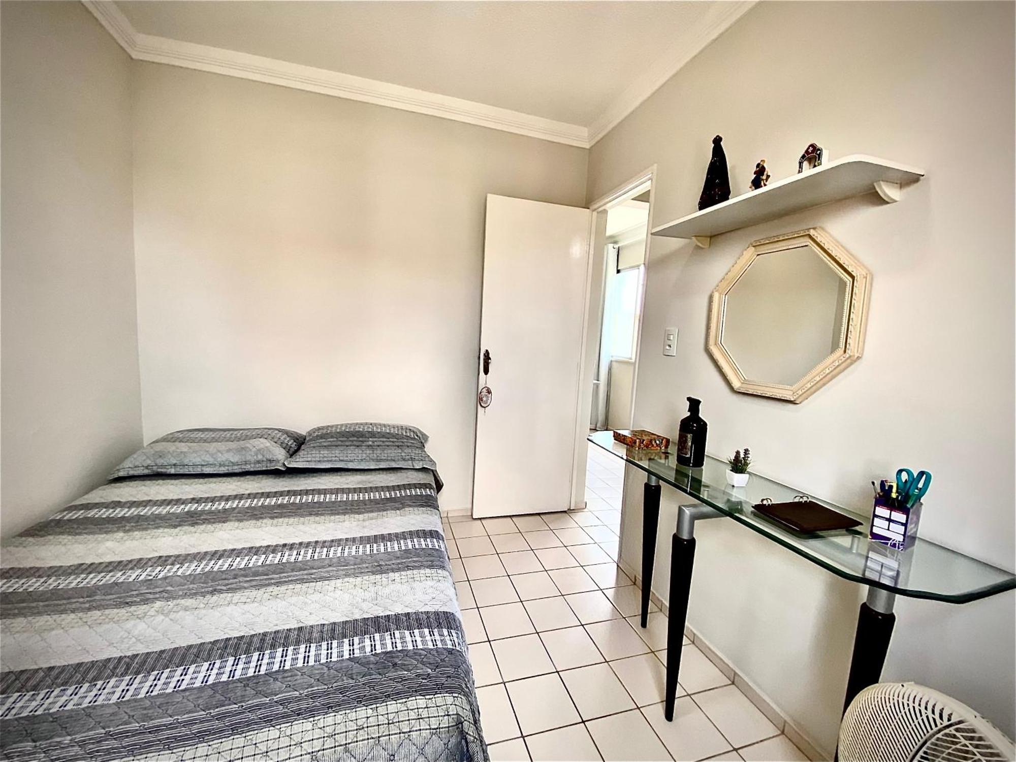 Apto Com Garagem A 2km Do Centro De Convencoes Apartamento *